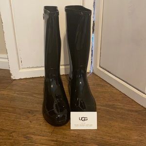 Ugh rain boots new